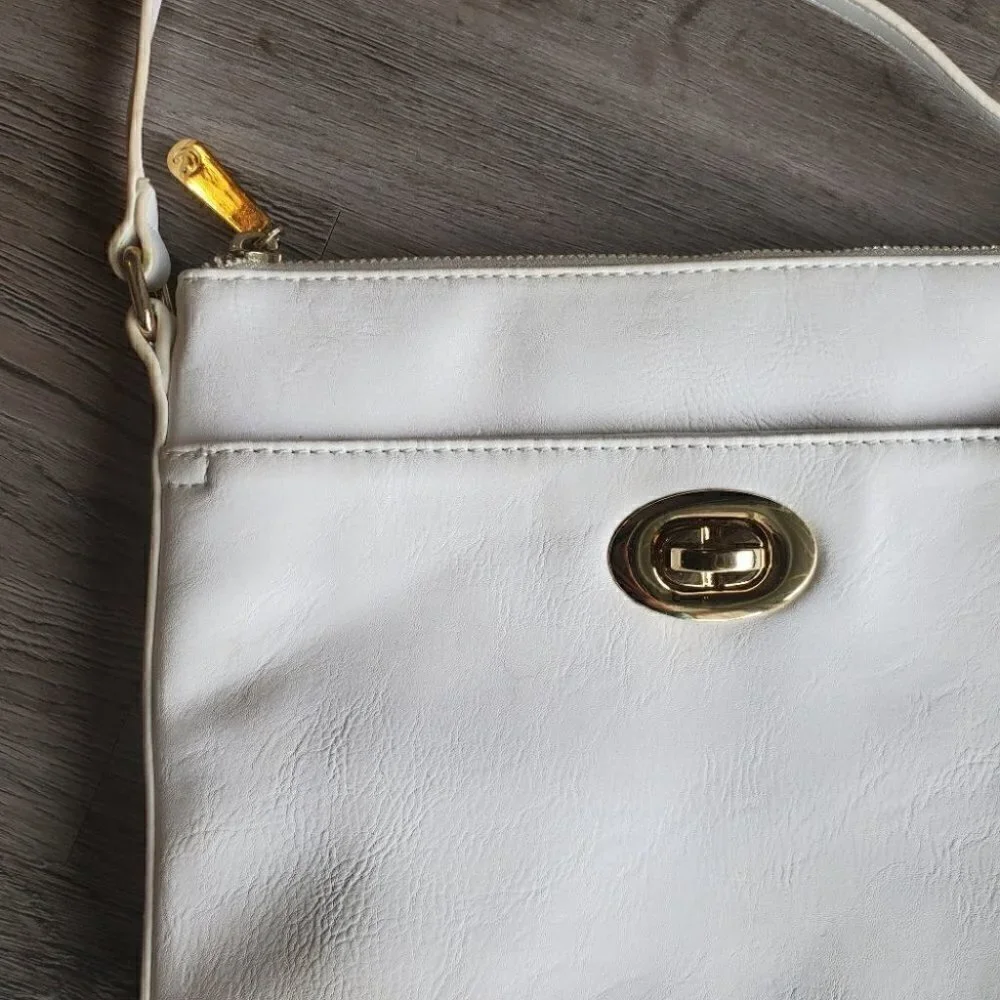 Crossbody Purse - Picture 2 of 7